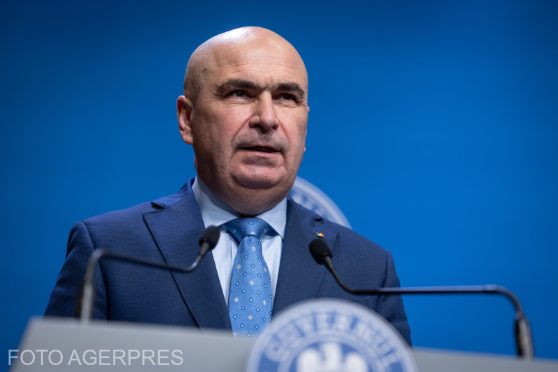 Va fi definitivat proiectul de lege care va limita cumulul pensiei cu salariul la stat