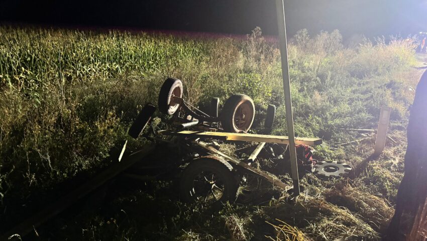 Căruță lovită de un autoturism, la Chețani Căruță lovită de un autoturism, la Chețani