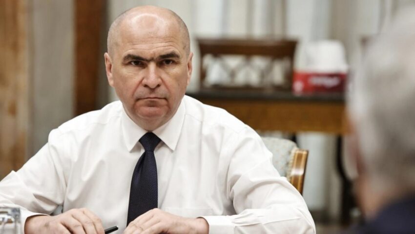 Premierul Ilie Bolojan va participa azi la Consiliul Național Tripartit pentru Dialog Social Premierul Ilie Bolojan va participa azi la Consiliul Național Tripartit pentru Dialog Social