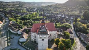 Construirea Parcului de fotovoltaice din Saschiz se amână