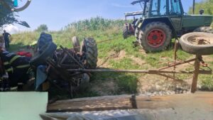 Mureș: Tractor răsturnat peste o femeie