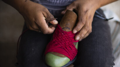 Un designer de Adidas își cere scuze pentru pantofii inspirați din tradiția mexicană Oaxaca