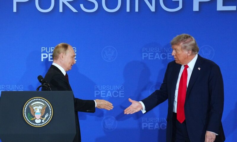 Summitul dintre Donald Trump şi Vladimir Putin s-a încheiat fără vreun acord cu privire la încetarea focului în Ucraina