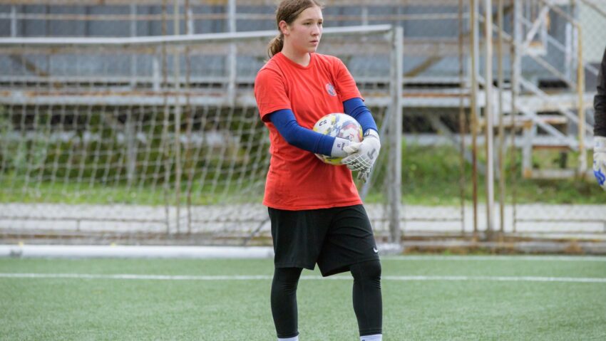 Târgumureșeanca Sara Heim, titulară în poarta echipei României