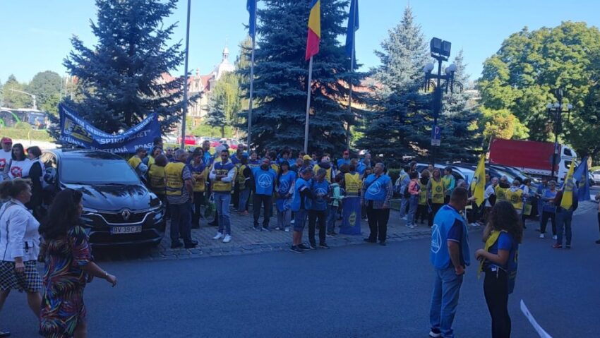 Proteste împotriva măsurilor de austeritate și la Brașov Proteste împotriva măsurilor de austeritate și la Brașov
