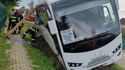 Harghita: accident cu un autobuz în care se aflau 26 de persoane