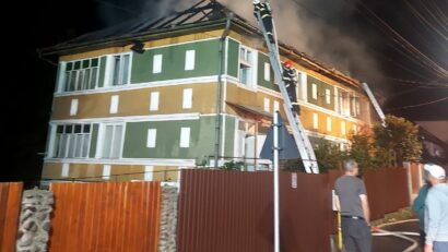 Incendiu la o casă din Sângeorgiu de Mureș