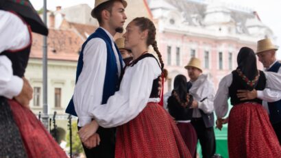 Zilele Culturale Maghiare în Piaţa Sfatului