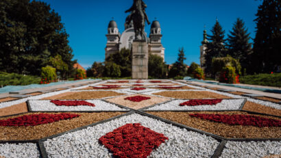 Trei zile cu flori, muzică și dans, la Târgu Mureș