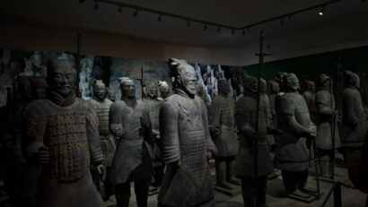 Una dintre cele mai impresionante expoziții internaționale se poate vizita la Muzeul Județean Mureș
