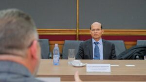 Braşov: Ambasadorul Indiei caută firme din judeţ care să participe la Comisia Economică Mixtă de la Bucureşti