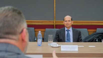 Braşov: Ambasadorul Indiei caută firme din judeţ care să participe la Comisia Economică Mixtă de la Bucureşti