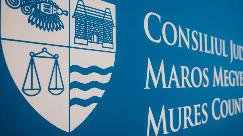 Majorarea tarifelor pentru sortarea deşeurilor cu rata inflaţiei, avizată de Consiliul Judeţean Mureş