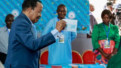 Cel mai bătrân preşedinte din lume candidează pentru un nou mandat în Camerun