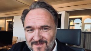 Comisarul european Dan Jørgensen va veni la București pentru a discuta cu autoritățile despre infrastructura și securitatea energetică Comisarul european Dan Jørgensen va veni la București pentru a discuta cu autoritățile despre infrastructura și securitatea energetică