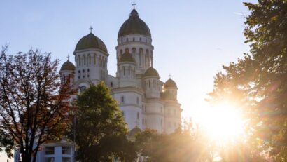 La Catedrala Națională este săvârșită Sfânta Liturghie
