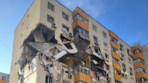 Procurorii cercetează deflagrația din blocul de locuințe din București