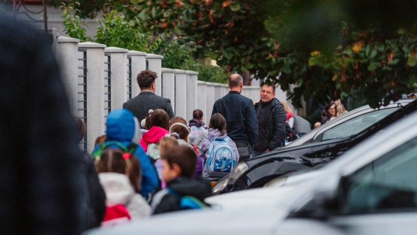 Fundația Comunitară Mureș continuă programul Pedibus, la Târgu Mureș Fundația Comunitară Mureș continuă programul Pedibus, la Târgu Mureș