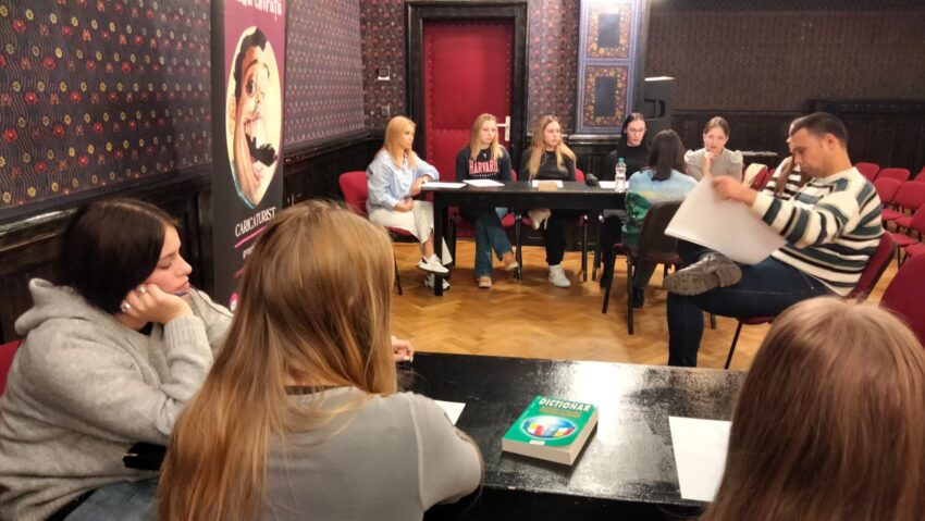 Italia a prins glas la Târgu Mureș! Elevii și studenții s-au întrecut în traduceri Italia a prins glas la Târgu Mureș! Elevii și studenții s-au întrecut în traduceri
