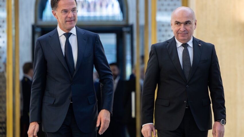 Premierul Ilie Bolojan discută, la Palatul Victoria, cu secretarul general al NATO, Mark Rutte