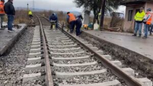 S-a reluat circulația pe DN73, pe sectorul Râșnov-Cristian, după finalizarea lucrărilor la trecerea la nivel cu calea ferată.