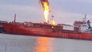 Localitatea Plauru, din județul Tulcea, evacuată, după ce o dronă a lovit o navă încărcată cu GPL