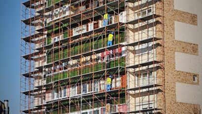 Șase din zece români intenționează să investească în eficiența energetică a locuinței