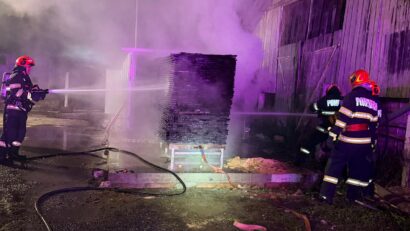 Incendiu la un uscător de cherestea din Reghin
