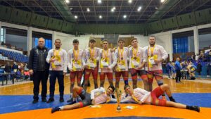 CSS Târgu Mureş, campioană a României la lupte libere U20