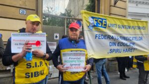 Angajații din învățământ se tem că tăierile salariale îi vor afecta și pe ei