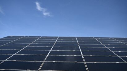 O centrală fotovoltaică va fi instalată la Inspectoratul de Jandarmi Județean Brașov, până la finalul anului viitor