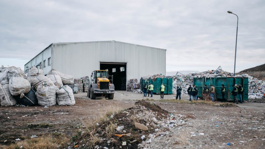 CJ Covasna a aprobat înfiinţarea ECOKOV S.R.L., viitoarea companie publică de gestionare a deşeurilor