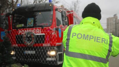 Aproape 4.700 de pompieri, sprijiniţi de peste 4.000 de mijloace tehnice, au fost mobilizaţi în noaptea de Revelion