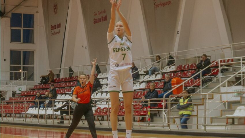 Sepsi SIC, lider la baschet feminin