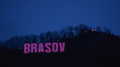 Braşovul, în mov pentru a marca Ziua Internaţională a Persoanelor cu Dizabilităţi