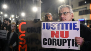 Proteste în fața sediului CSM după publicarea anchetei Recorder: „Justiție capturată”