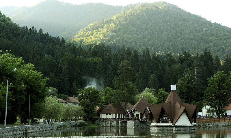 Staţiunea Băile Tuşnad îşi reface zonele verzi cu sprijinul oraşelor înfrăţite