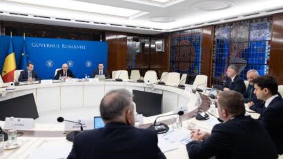 Premierul Ilie Bolojan a avut o întâlnire cu reprezentanţii Asociaţiei Constructorilor de Automobile din România