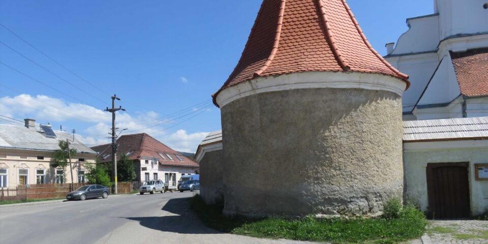 57 de milioane de lei, fonduri europene pentru regenerarea urbană și transport public, la Gheorgheni