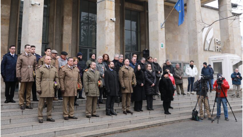 La Bucureşti şi în mai multe oraşe din ţară continuă seria manifestărilor de comemorare a 36 de ani de la Revoluţia din decembrie 1989