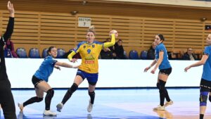  Corona Brașov, victorioasă la handbal feminin