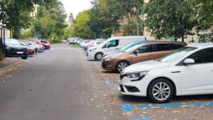 Regulament nou şi tarife majorate pentru parcările de reşedinţă din Braşov