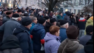 Protest la Târgu Secuiesc faţă de majorarea impozitelor şi taxelor locale