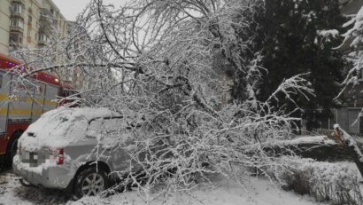 Pompierii mureșeni intervin la Buzău, în zonele afectate de ninsoare