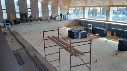 Bazinul de înot didactic din Reghin, finalizat în proporție de 70%