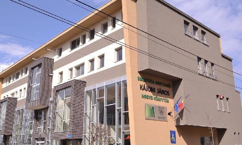 Cursuri gratuite de formare în competenţe digitale, în bibliotecile publice din judeţul Harghita