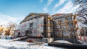 Lucrări complexe la clădirea Casei de Cultură Municipale din Miercurea-Ciuc, finanţate prin PNRR