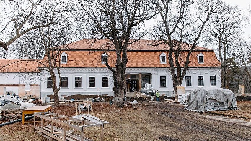 Covasna: Reabilitarea castelului din Olteni, finalizată în luna august