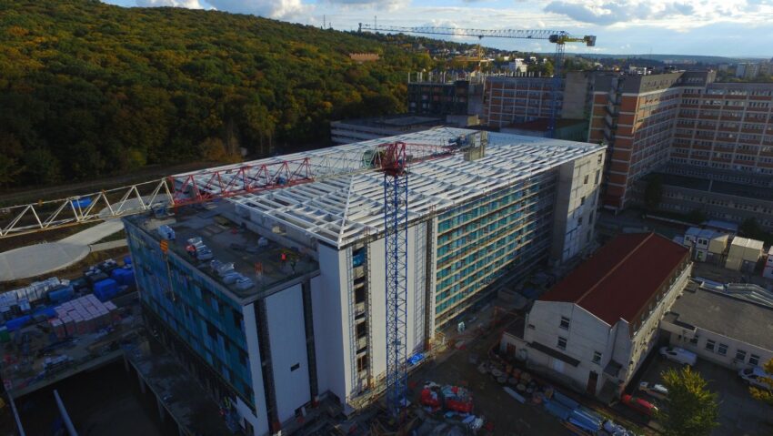 Centrul de arşi grav de la Târgu Mureş va fi dat în folosinţă, cel mai probabil, în toamna acestui an