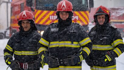 Peste 170 de localităţi din 23 judeţe şi capitala au fost afectate de viscolul şi ninsorile din ultimele două zile